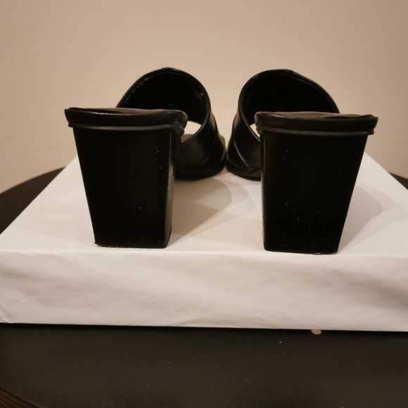 Aerosoles black leather heeled sandals size 7 - Picture 4 of 10